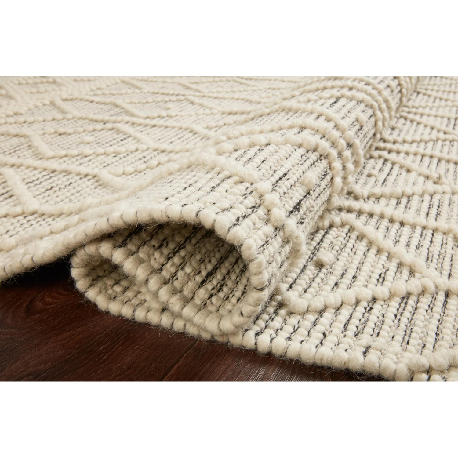 Loloi II NOELLE NOE-02 Area Rug By Loloi Rugs 4 Loloi II NOELLE NOE-02 Area Rug By Loloi Rugs - Image 4