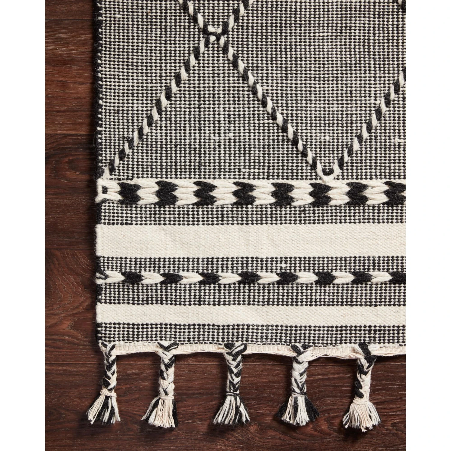 Loloi II Sawyer SAW-01 Area Rug By Loloi Rugs 5 Loloi II Sawyer SAW-01 Area Rug By Loloi Rugs - Image 5